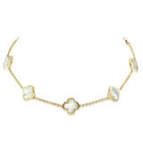 NO RESERVE - VAN CLEEF & ARPELS GROUP OF 'ALHAMBRA' JEWELLERY AND A 'MIMI NERVAL' NECKLACE - photo 4