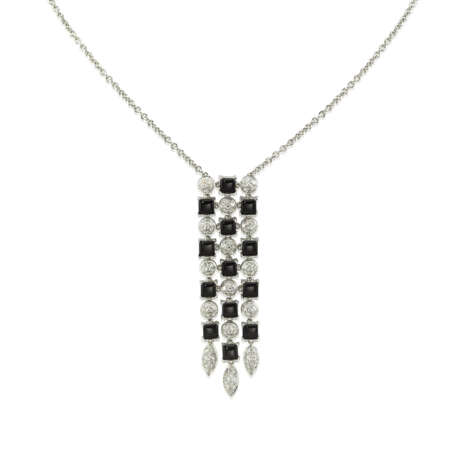 NO RESERVE - BULGARI DIAMOND AND ONYX 'INTARSIO' RING AND 'LUCEA' PENDENT NECKLACE - Foto 5
