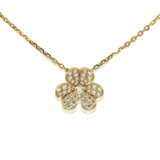 NO RESERVE - VAN CLEEF & ARPELS 'FRIVOLE' NECKLACE AND A BUTTERFLY RING - photo 5