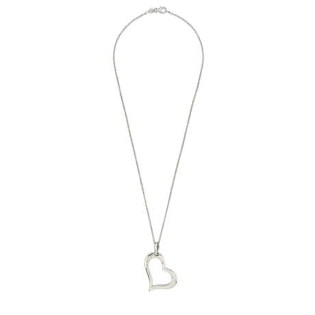 NO RESERVE - PIAGET DIAMOND 'POSSESSION' RING AND 'HEART' PENDENT NECKLACE - photo 3