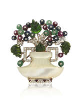 KUTCHINSKY MULTI-GEM BROOCH