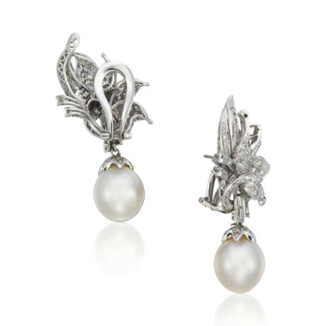SET OF CULTURED PEARL AND DIAMOND JEWELLERY - photo 5