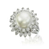 GROUP OF CULTURED PEARL AND DIAMOND JEWELLERY - photo 5