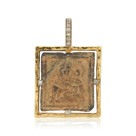 GRIMA DIAMOND AND GOLD PENDANT - photo 1