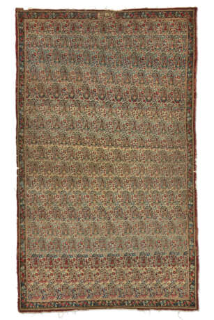 A KIRMAN RUG - Foto 1