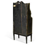 A REGENCY-STYLE EBONISED AND GREEN-PAINTED WATERFALL BOOKCASE - photo 3