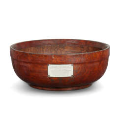 AN AMERICAN AMBOYNA PRESENTATION BOWL