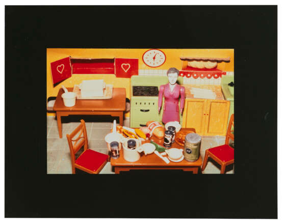 LAURIE SIMMONS (B. 1949) - Foto 7