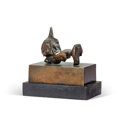 HENRY MOORE, O.M., C.H. (1898-1986) - photo 2