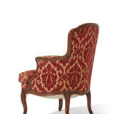 BERG&#200;RE D`&#201;POQUE LOUIS XV - photo 9