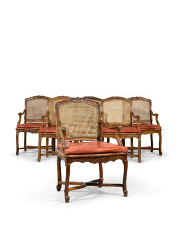 SUITE DE SIX FAUTEUILS CANN&#201;S DU DEBUT DE L`EPOQUE LOUIS XV - фото 6