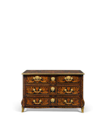 COMMODE MAZARINE D`EPOQUE LOUIS XIV - photo 1