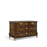 COMMODE MAZARINE D`EPOQUE LOUIS XIV - photo 3