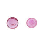 Konvolut von 2 rund facettierten rosa Saphiren von zus. ca. 1,35 ct - фото 2