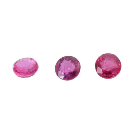Kalibrierte Rubine von zus. ca. 29,95 ct, - фото 4