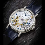 BREGUET. AN 18K WHITE GOLD SEMI-SKELETONISED WRISTWATCH WITH POWER RESERVE - Foto 1