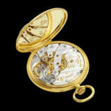 PATEK PHILIPPE. AN 18K GOLD OPEN-FACED KEYLESS LEVER POCKET WATCH WITH POWER RESERVE AND 18K CHAIN - photo 4