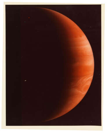 VOYAGER LOOKING BACK AT THE CRESCENT OF JUPITER - photo 2