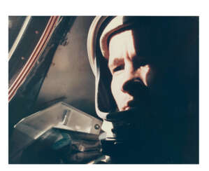 THE FIRST IN-FLIGHT PORTRAIT OF AN ASTRONAUT, ED WHITE WEIGHTLESS IN THE PILOT’S SEAT