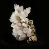 A CLUSTER OF QUARTZ CRYSTALS WITH PYRRHOTITE AND GALENA - Foto 2