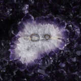 A GEODE OF CALCITE ON AMETHYST - Foto 3