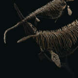 TWO ICHTHYOSAURS MOUNTED IN FIGHTING POSE - фото 6