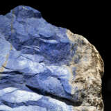 A LARGE SPECIMEN OF LAPIS LAZULI - photo 2