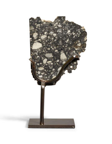 A CUT END PIECE OF A METEORITE FROM THE MOON — THE INTERIOR AND EXTERIOR OF NWA 11303 REVEALED - photo 4