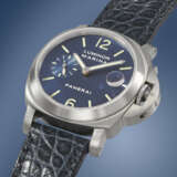 PANERAI. A RARE AND HIGHLY ATTRACTIVE STAINLESS STEEL CUSHION-SHAPED AUTOMATIC WRISTWATCH WITH DATE AND BOX - Foto 2