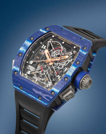 RICHARD MILLE. AN EXCEPTIONAL AND UNIQUE PROTOTYPE BLUE TPT QUARTZ AND CARBON NANOFIBRE SKELETONIZED SPLIT SECONDS CHRONOGRAPH TOURBILLON WRISTWATCH WITH 30-MINUTE TOTALISER, POWER-RESERVE, TORQUE AND FUNCTION INDICATORS - Foto 3