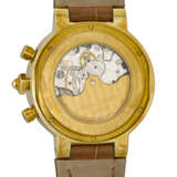 CHAUMET. AN ATTRACTIVE 18K GOLD AUTOMATIC CHRONOGRAPH WRISTWATCH WITH DATE AND BOX - photo 3
