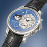 F.P. JOURNE. A UNIQUE AND HIGHLY IMPORTANT STAINLESS STEEL GRANDE AND PETITE SONNERIE MINUTE REPEATING WRISTWATCH WITH MIRROR-POLISHED PETROL BLUE DIAL, POWER RESERVE, CERTIFICATE AND BOX - Foto 2