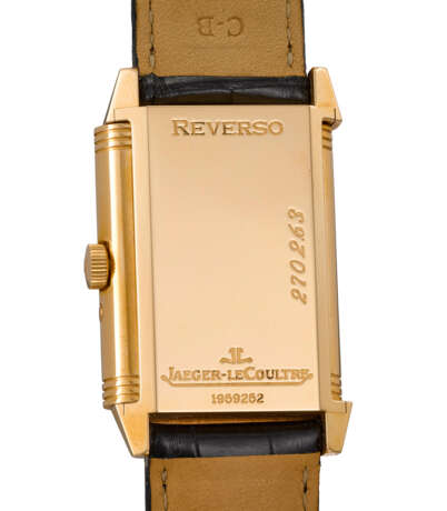 JAEGER-LECOULTRE. AN ATTRACTIVE AND ELEGANT 18K PINK GOLD REVERSO WRISTWATCH WITH MOON PHASES, DAY/NIGHT, POWER RESERVE INDICATION, GUARANTEE AND BOX - фото 4