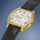 CHOPARD. AN ELEGANT 18K GOLD TONNEAU-SHAPED WRISTWATCH WITH DATE AND POWER RESERVE INDICATION - фото 2