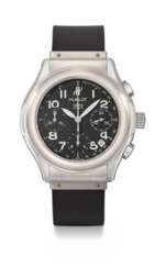 HUBLOT. A STAINLESS STEEL AUTOMATIC CHRONOGRAPH WRISTWATCH WITH DATE, GUARANTEE AND BOX