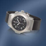 HUBLOT. A STAINLESS STEEL AUTOMATIC CHRONOGRAPH WRISTWATCH WITH DATE, GUARANTEE AND BOX - photo 2