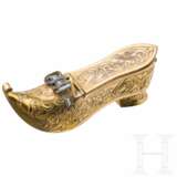 Schnupftabakdose in Form eines Schuhs, Frankreich, Paris, François-Simon-Alphonse Giroux, 19. Jhdt. - фото 1