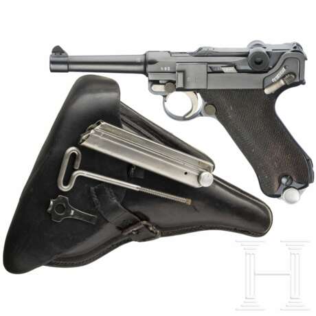 Pistole 08, Mauser, Code "K - S/42", zwei ngl. Magazine, mit Koffertasche - фото 1