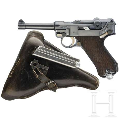 Pistole 08, Mauser, Code "1936 - S/42", zwei Magazine, Koffertasche - photo 1