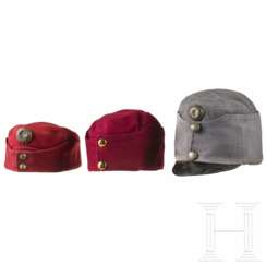 Drei Kopfbedeckungen der k.u.k. Armee, 1900 - 1918
