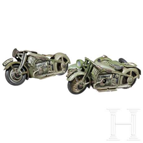 Zwei TippCo militärische Motorräder - Seitenwagengespann WH-700 und Krad ohne Beiwagen WH-701 - фото 1
