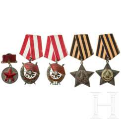 Zwei Rotbannerorden, einer für zweifache Verleihung, sowie zwei Ruhmesorden 3. Klasse, Sowjetunion, ab 1939