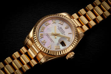 ROLEX, DATEJUST REF.179178, A GOLD AUTOMATIC WRISTWATCH WITH MOTHER-OF-PEARL DIAL
