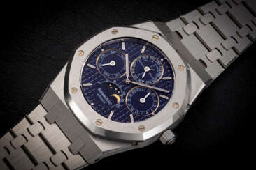 AUDEMARS PIGUET, ROYAL OAK PERPETUAL CALENDER REF. 25820ST 'BLUE COSMOS', A RARE AND ATTRACTIVE STEEL AUTOMATIC WRISTWATCH