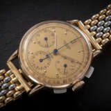 UNIVERSAL GENEVE, COMPAX, AN ELEGANT TWO-TONE CHRONOGRAPH WITH TWO-TONE BRACELET - фото 1
