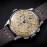 UNIVERSAL GENEVE, AERO-COMPAX REF. 22477, AN ATTRACTIVE STEEL CHRONOGRAPH WRISTWATCH - Foto 1