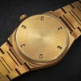 IWC, INGENIEUR SL REF. 9225, A GOLD AUTOMATIC WRISTWATCH MADE FOR THE SULTANATE OF OMAN - Foto 2