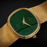 OMEGA, DE VILLE, A GOLD AUTOMATIC WRISTWATCH WITH MATCHING CUFFLINKS AND RING - Foto 2