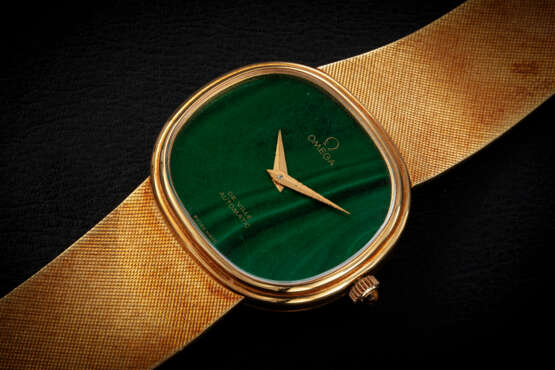 OMEGA, DE VILLE, A GOLD AUTOMATIC WRISTWATCH WITH MATCHING CUFFLINKS AND RING - photo 2