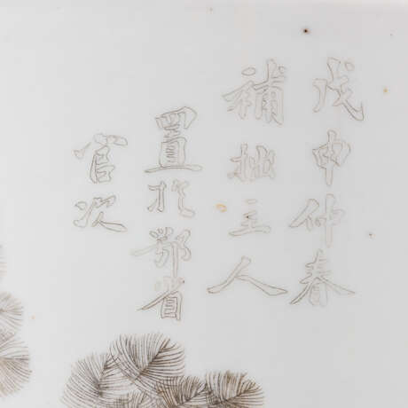 Hutständer mit grisaille-Malerei. CHINA, Republikzeit. - photo 5